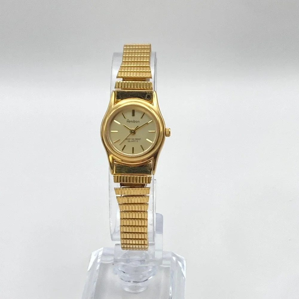 Vintage Armitron Womens Watch 20mm Gold Tone Stretch Band New Battery SMALL 5.75